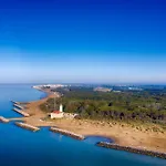 Peaceful In Just 300mt From The Sea * ביביונה