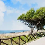 Peaceful In Just 300mt From The Sea ביביונה